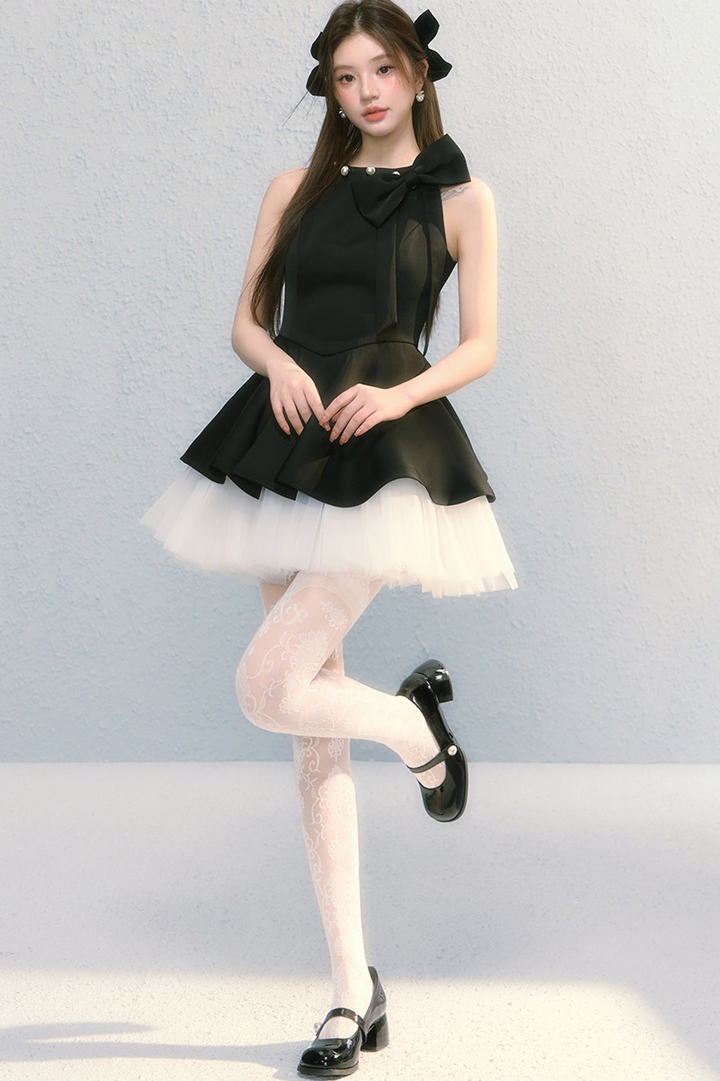 Robe sans manches obsidienne à nœud