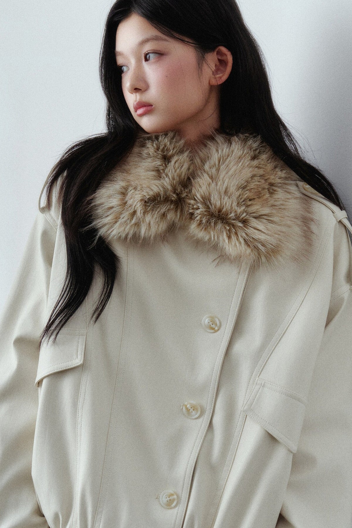 Fur Collar Button-Up Short Jacket