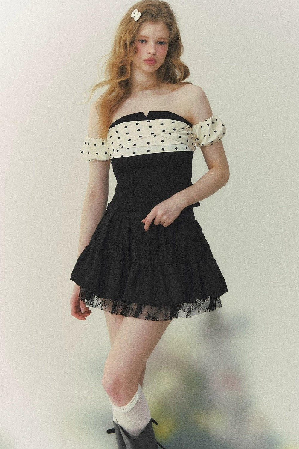 Blusa stile sud francese con spalle scoperte