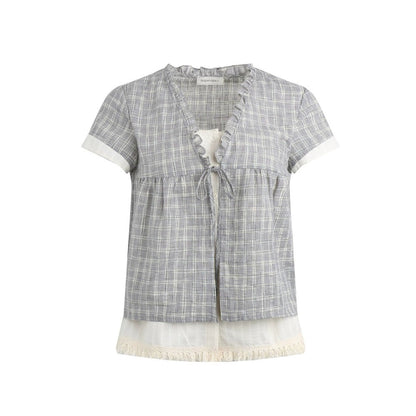 Camicia a quadri con volant e scollo a V