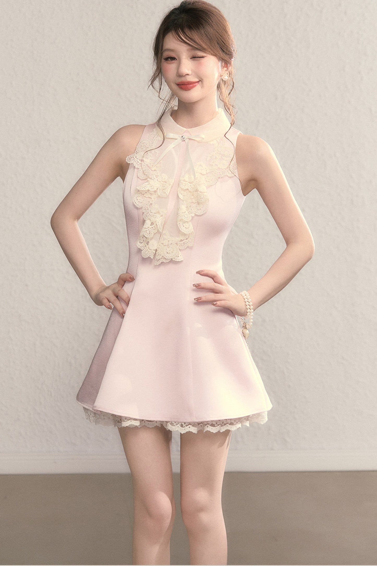 Vivian Retro Lace Collar Dress