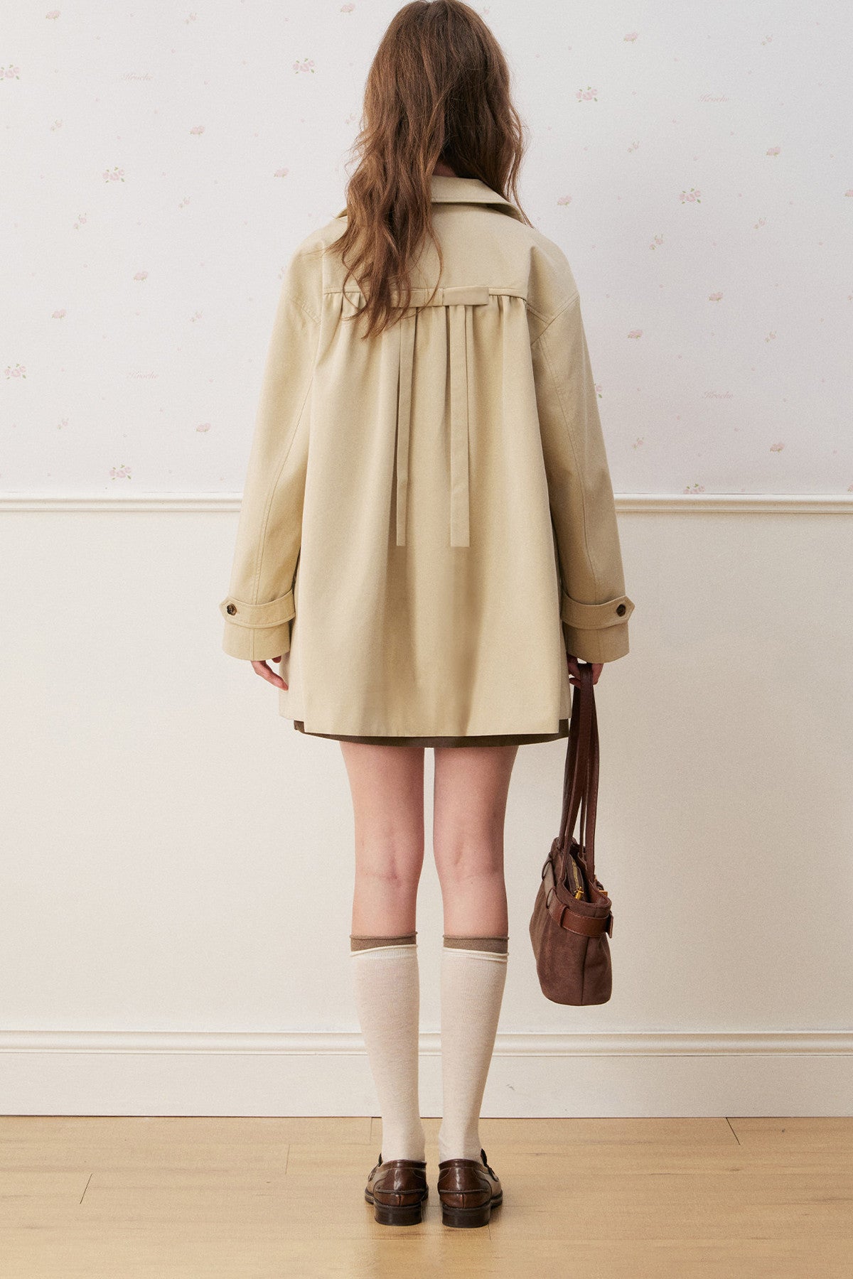 Zweireihiger Trenchcoat mit Kragen