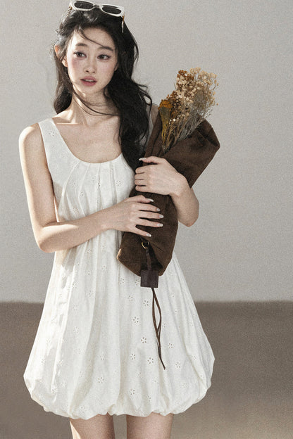 Autumn Hollow-Out Floral Short Dress
