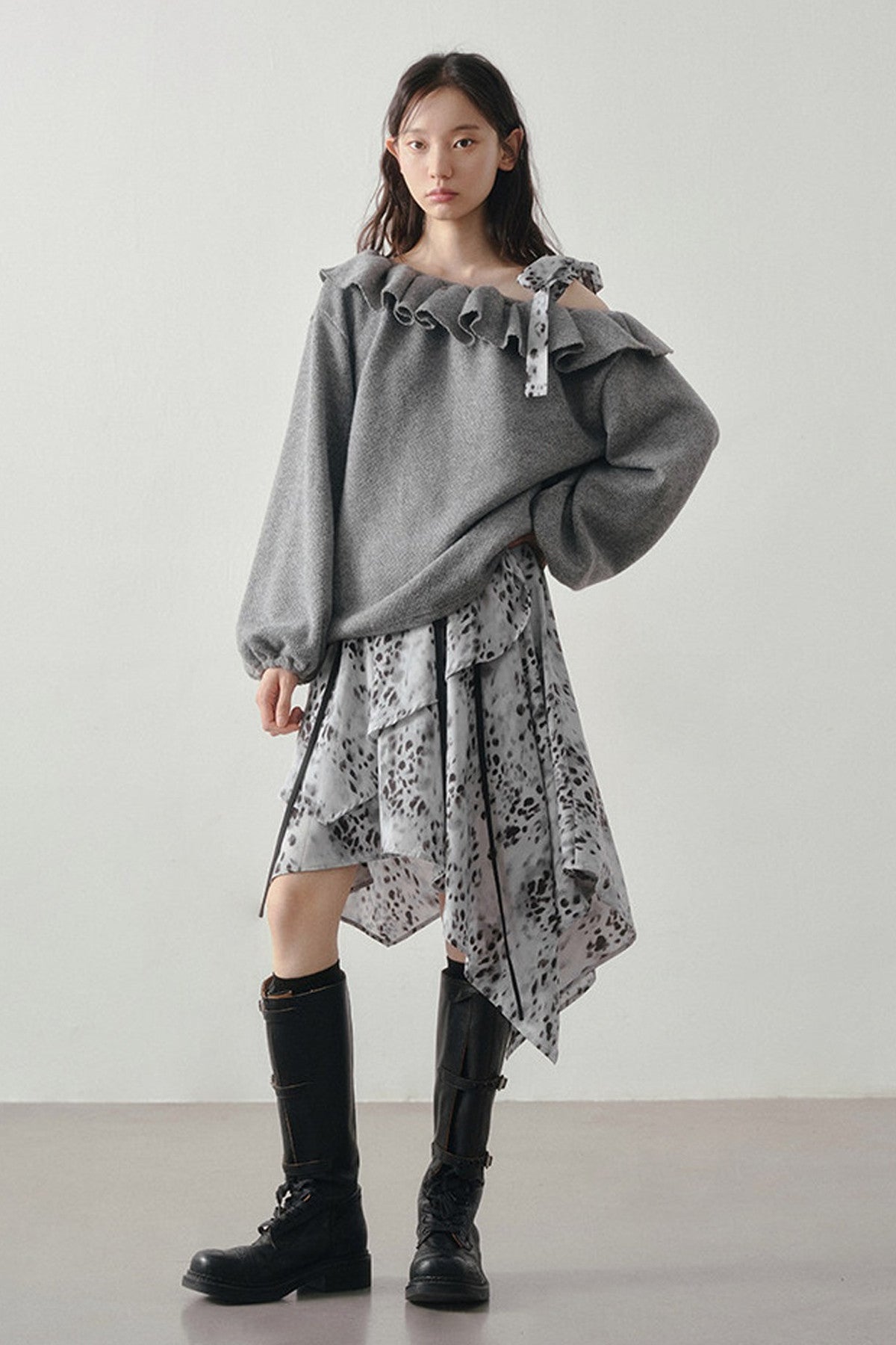 Gray Off-Shoulder Sweater Leopard Skirt Set-Up