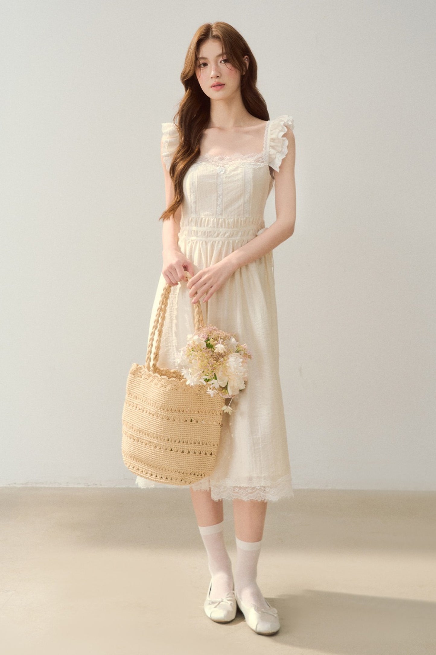 White Shell Lace Dress