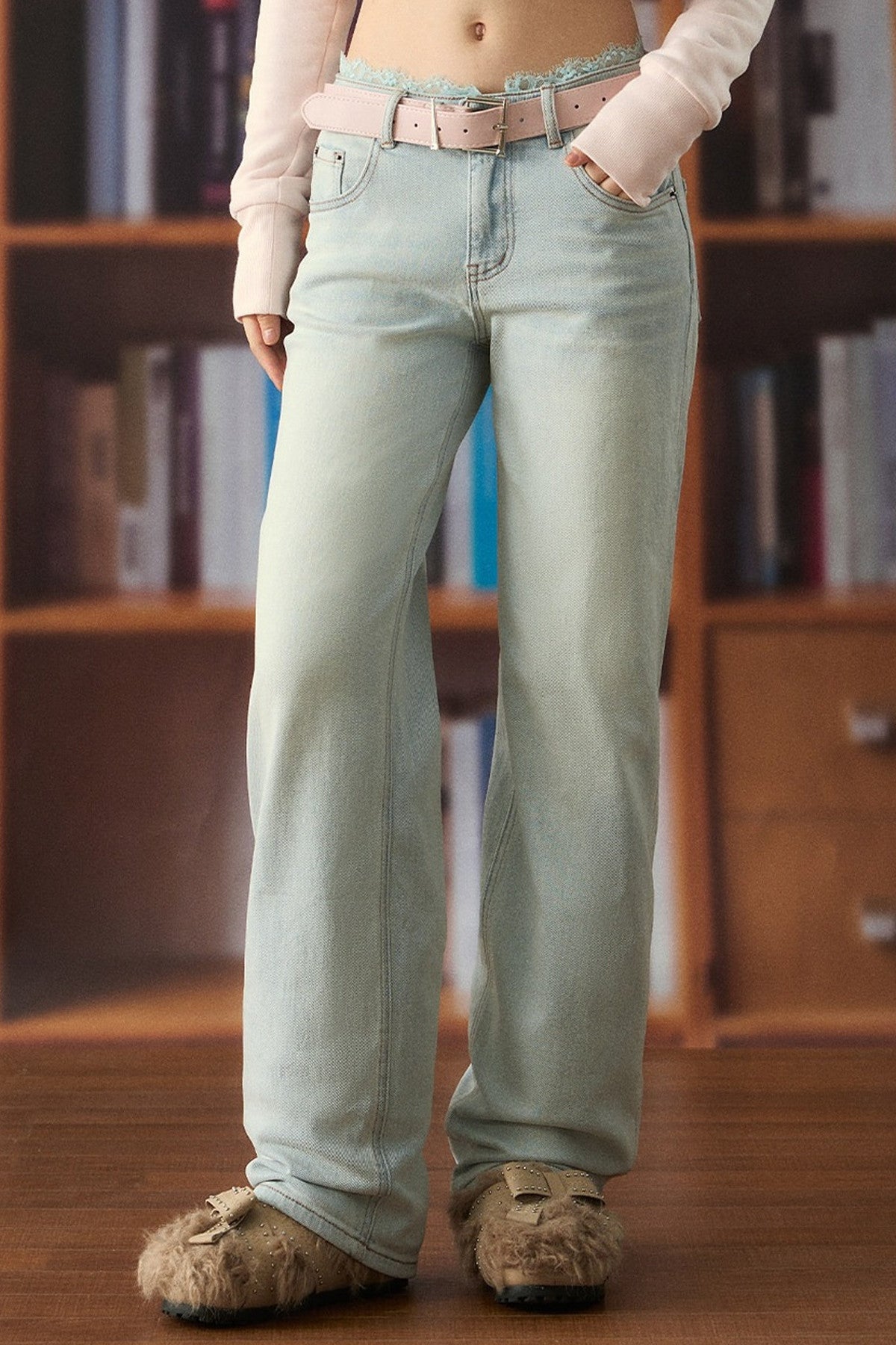Low-Waist Lace Trim Jeans