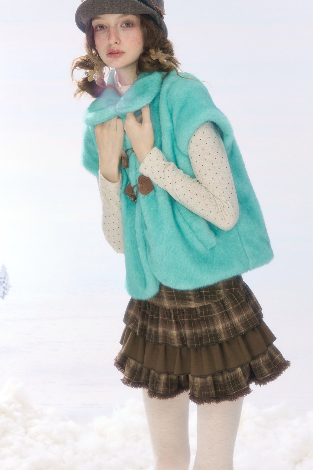 Toggle Button Lamb Wool Vest