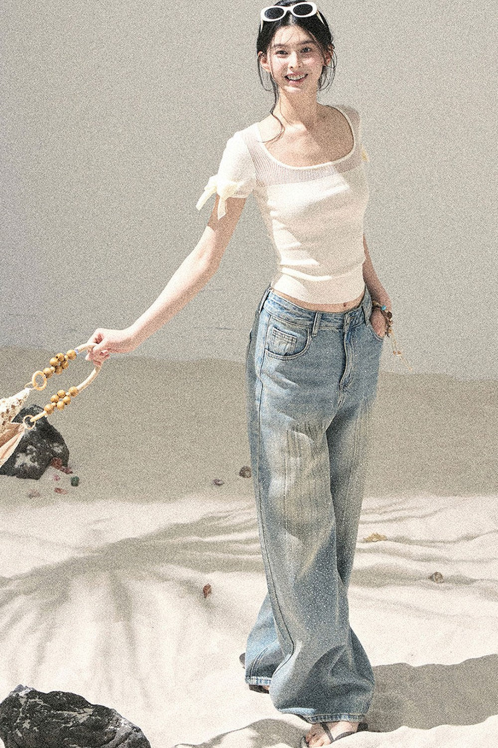 크롭 컷아웃 탑