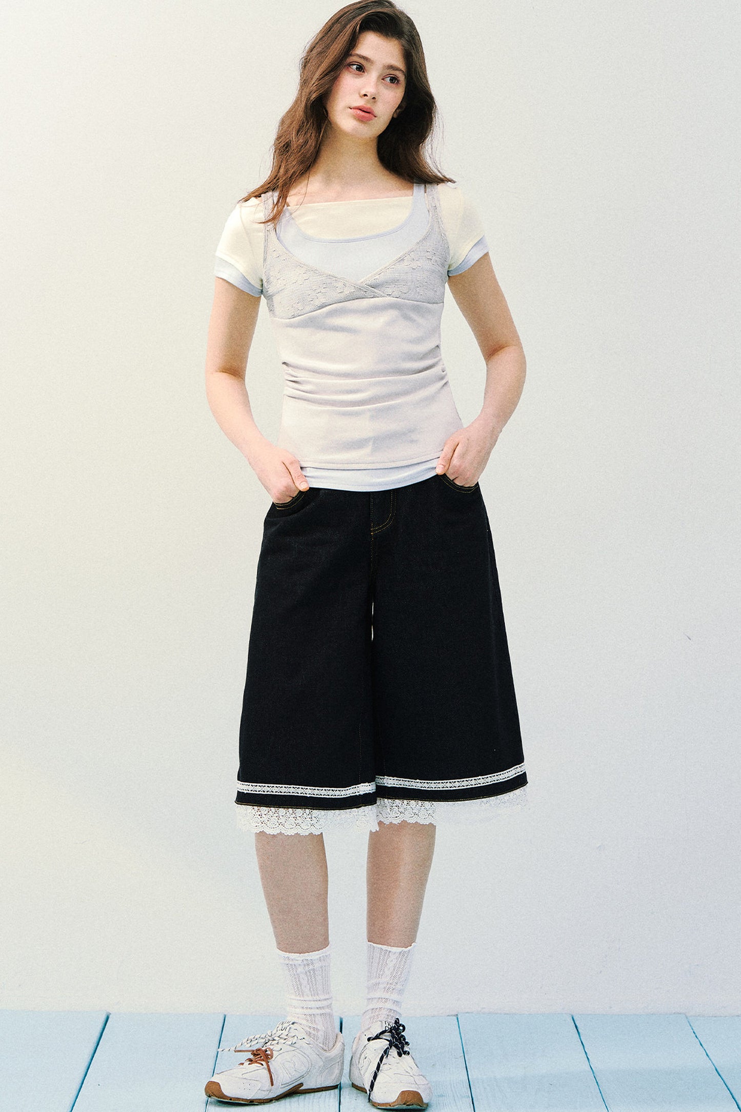 Canotta a maglia con pizzo