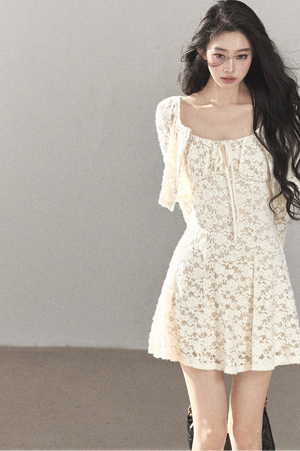 Ensemble robe bouffante ajourée en dentelle et veste
