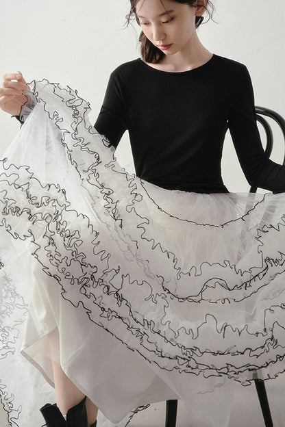 White Puffy Black Ruffle Stitching Skirt