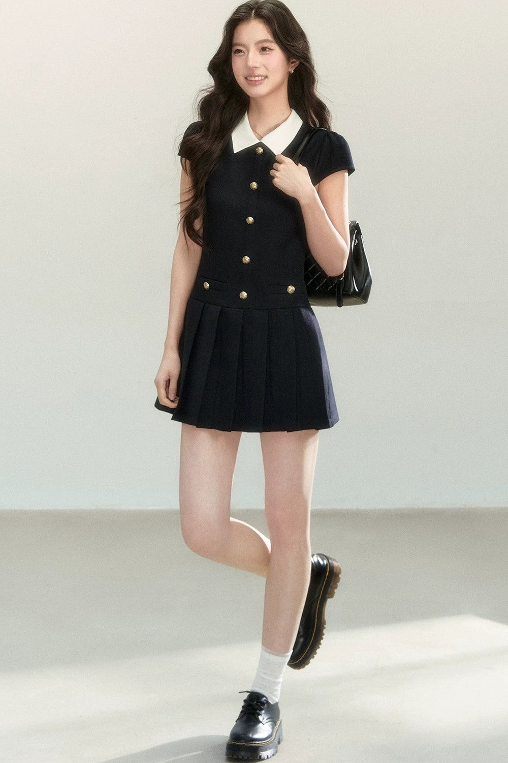 Robe Plissée Élégante Noire