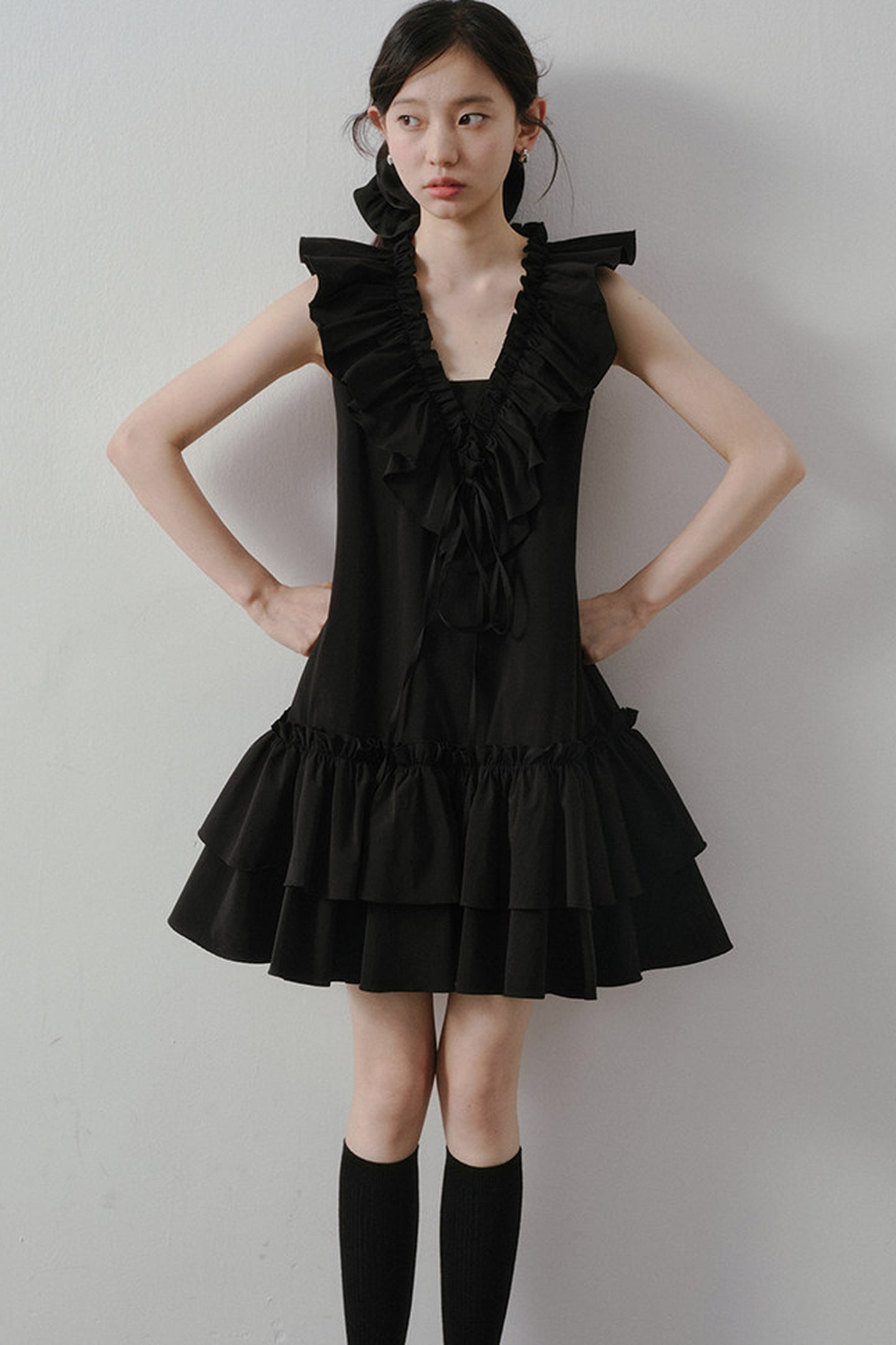 Ruffle V-Neck Tie Sleeveless Black Dress