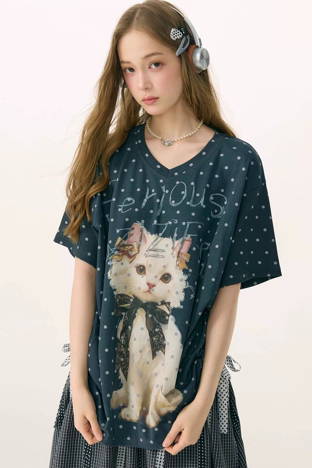 Top Scollo a V Grigio con Pois Gatto