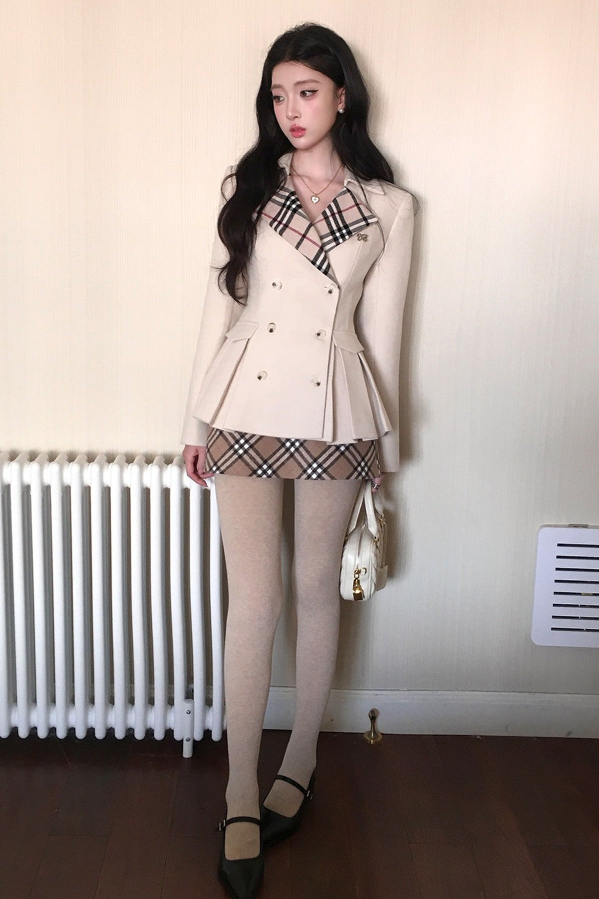 Doppelreihiger Wollmantel mit Karomuster und Patchwork