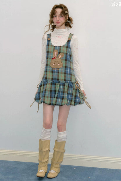 Vestido por capas de cuadros retro con parche de conejo