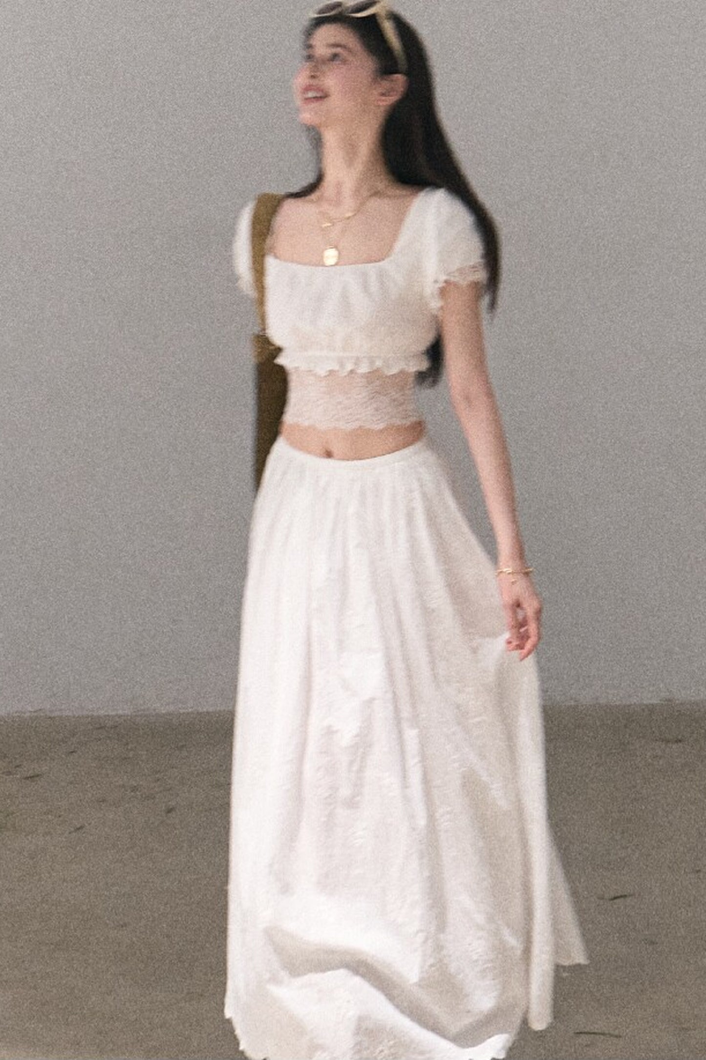 Ensemble haut et jupe en dentelle de coton à motif floral