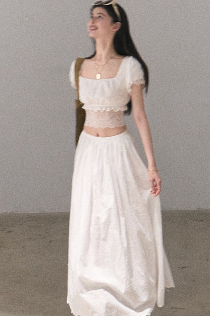 Ensemble haut et jupe en dentelle de coton à motif floral