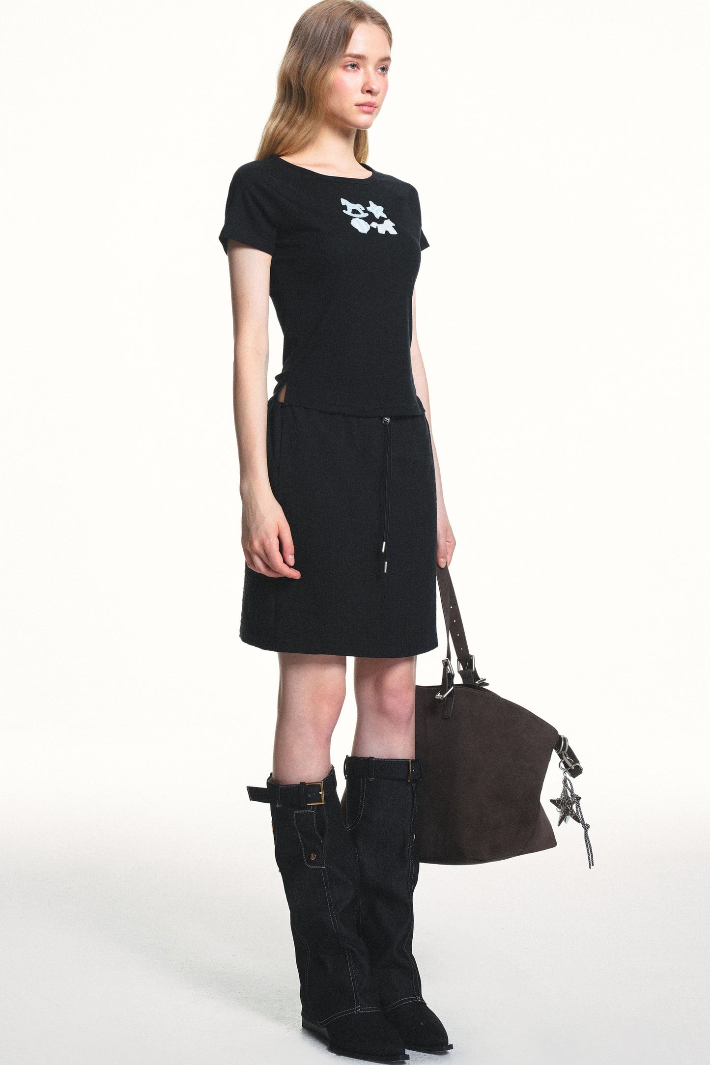 Maglia in lyocell con applicazione dallo stile fanciullesco