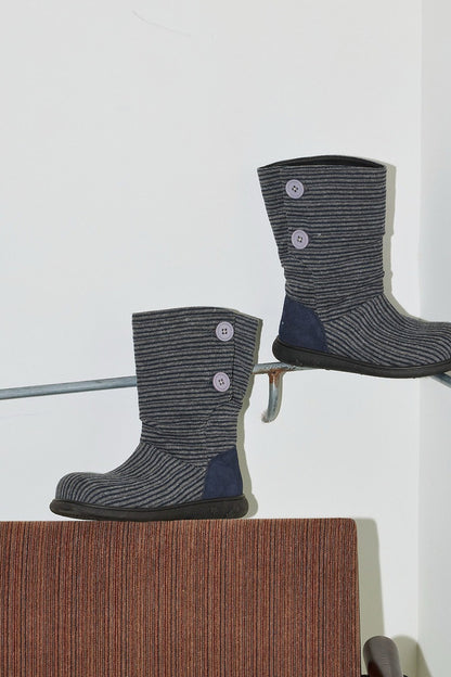 Flat Knitted Mid-Calf Boots