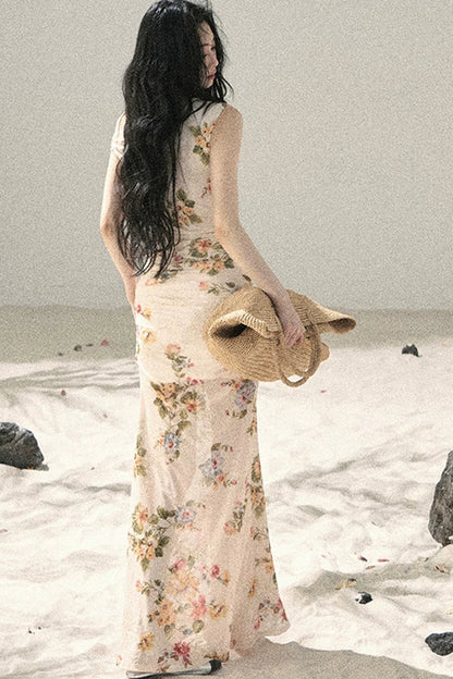 Sommerkleid aus Netzstoff mit Blumenmuster und Fischschwanz-Saum