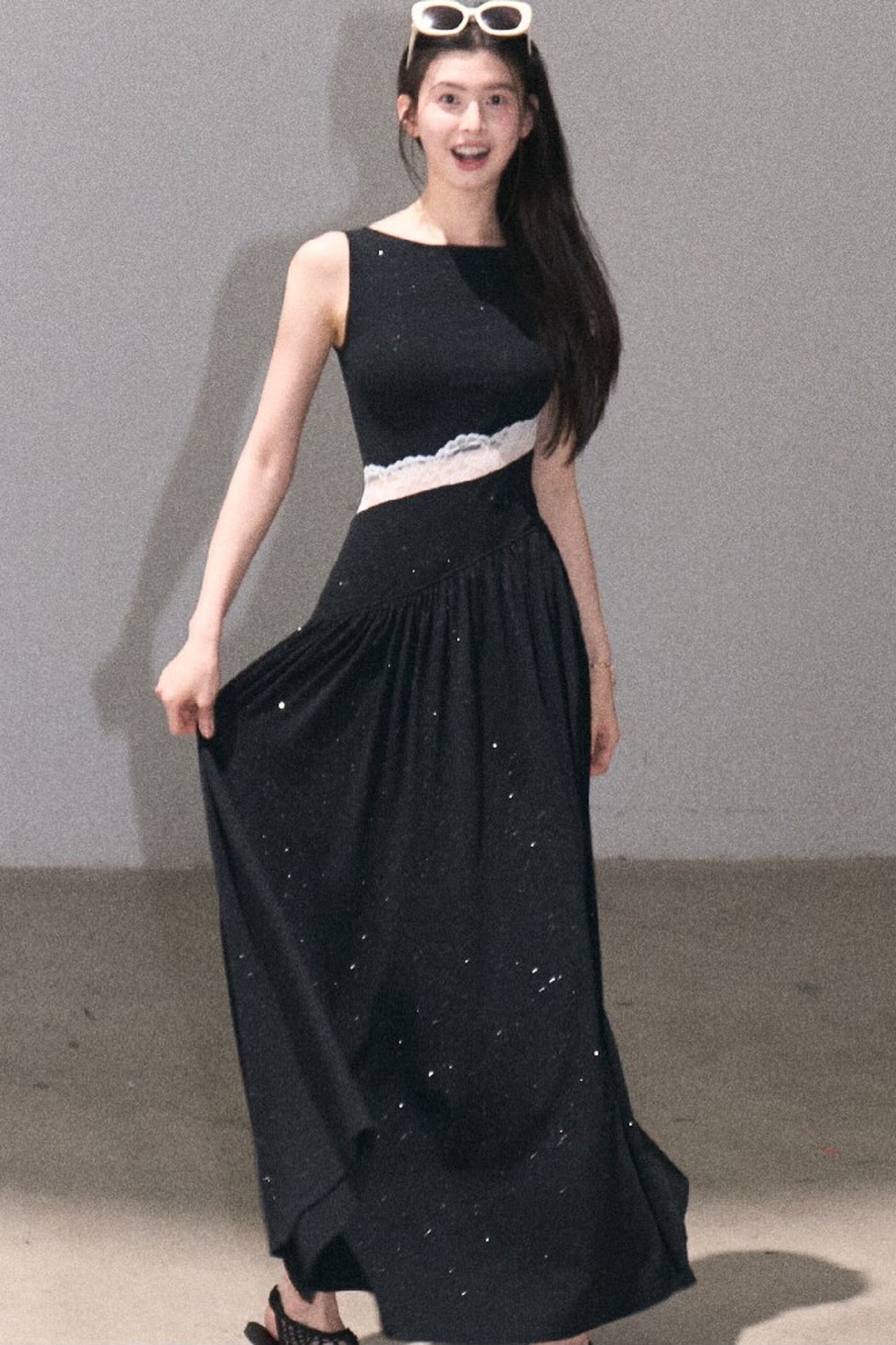 금빛 레이스 허리 조임 원피스
