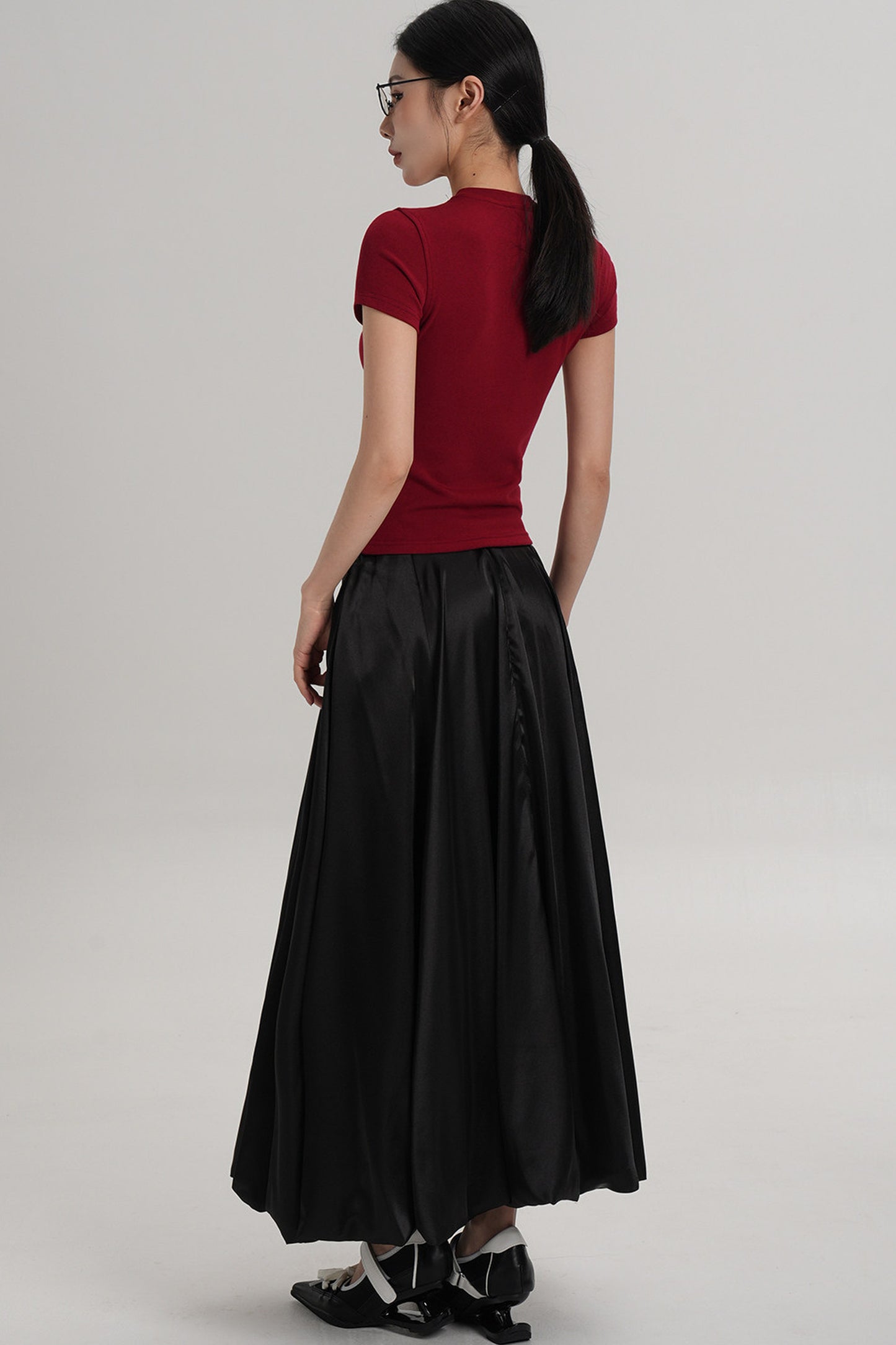 Elegant Wool Waist-Cinching Top