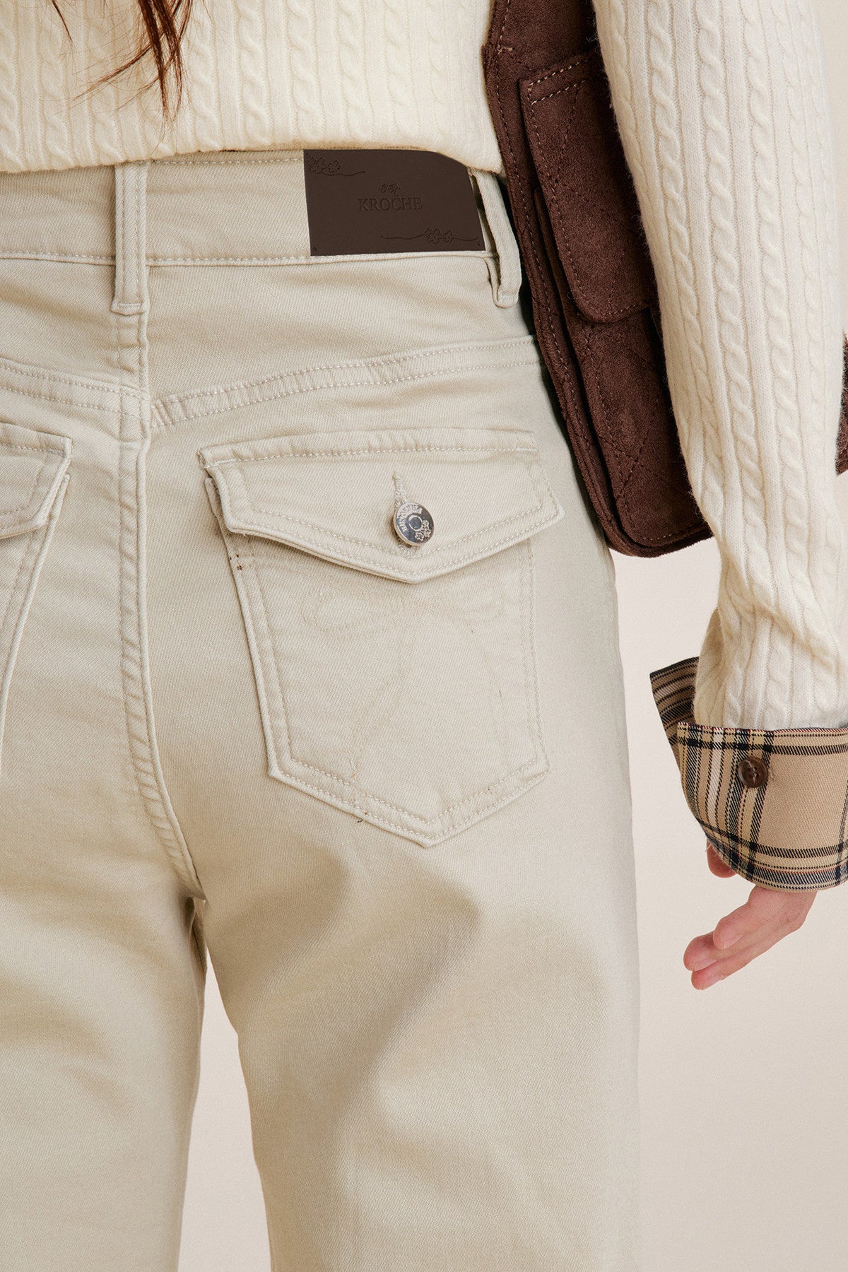 Mid-Rise Flared Flap Pocket Jeans