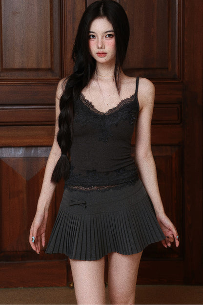 Low-Waist Pleated Skirt