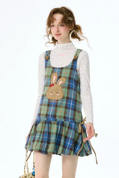 Vestido por capas de cuadros retro con parche de conejo