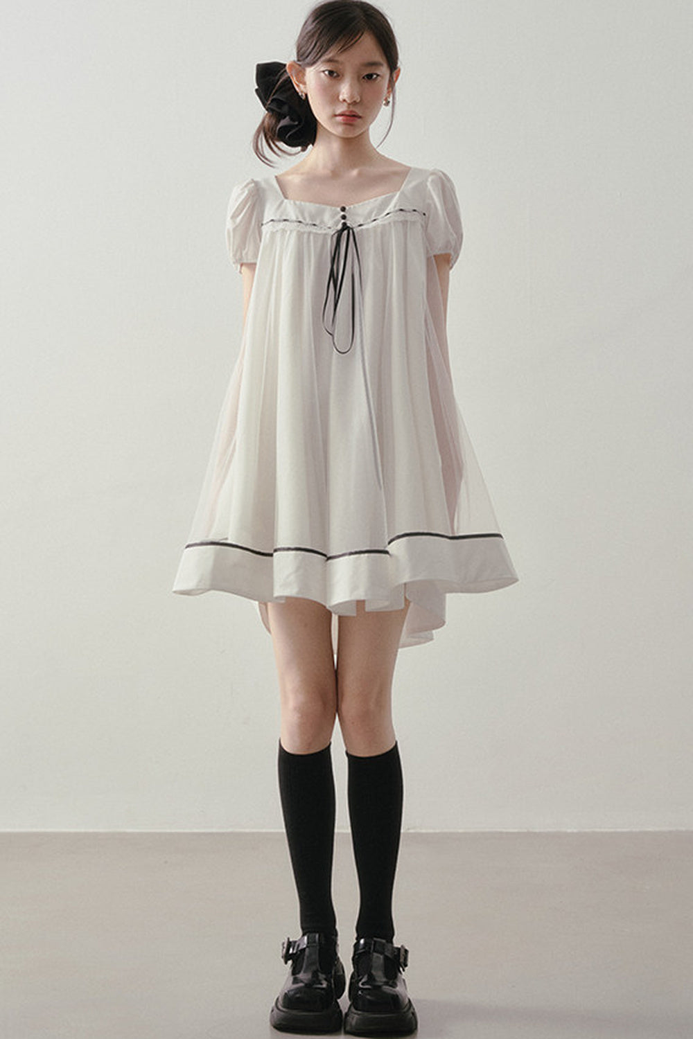 White A-Line Puff Sleeve Contrast Piping Dress