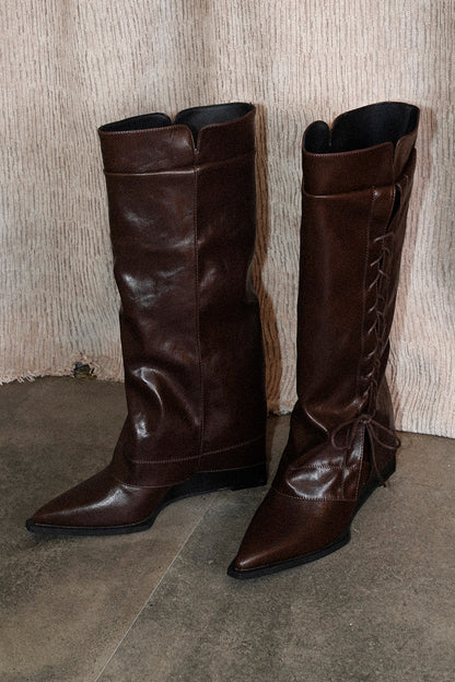 Lace-Up Pointed-Toe Knight Boots