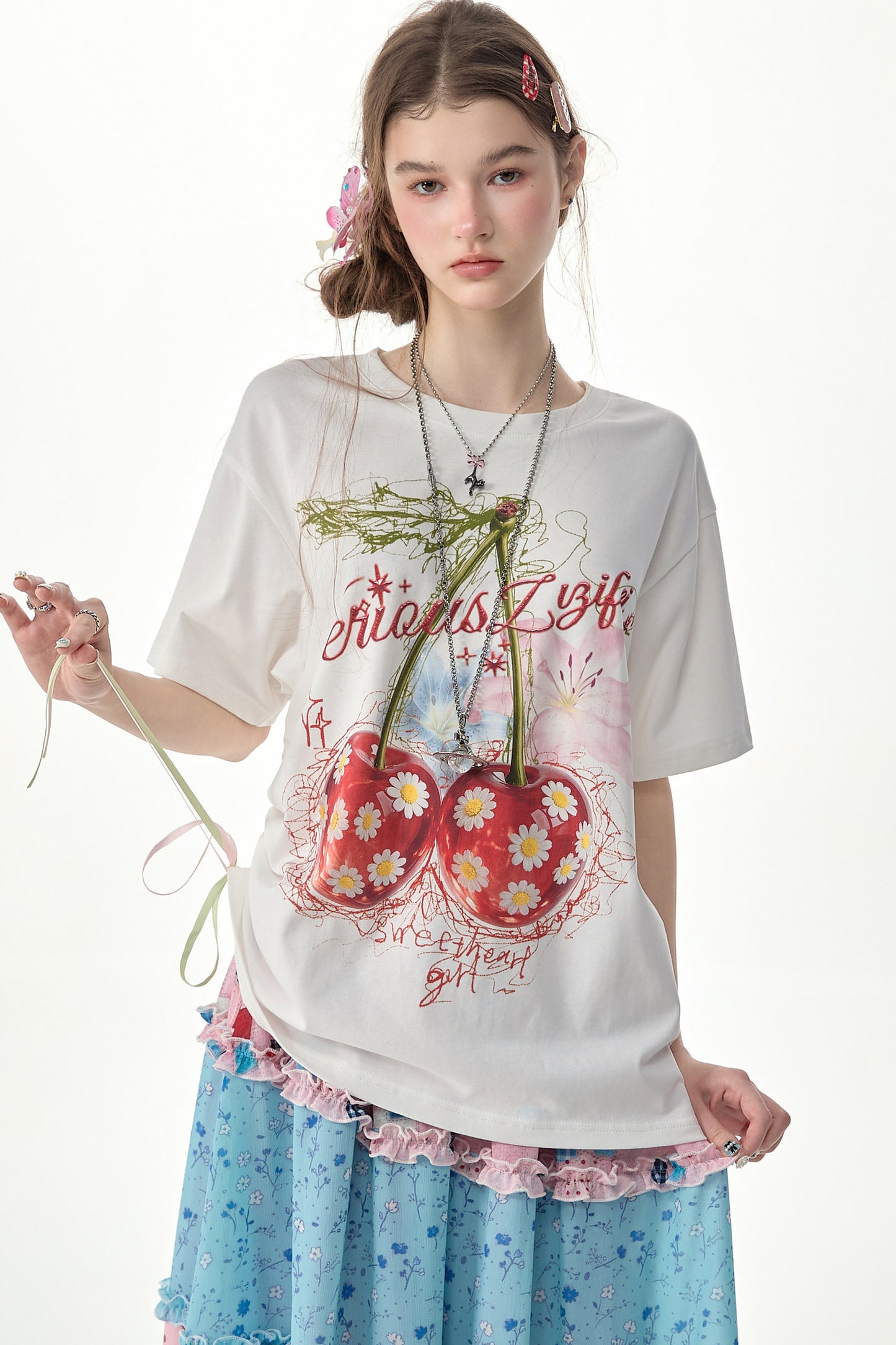 Kurzärmeliges T-Shirt mit Kirschprint