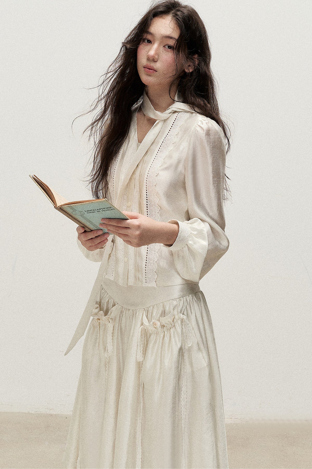 Lyocell V-Neck Shirt and Skirt Set-Up