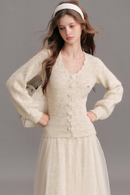 Wavy Edge V-Neck Knit Cardigan