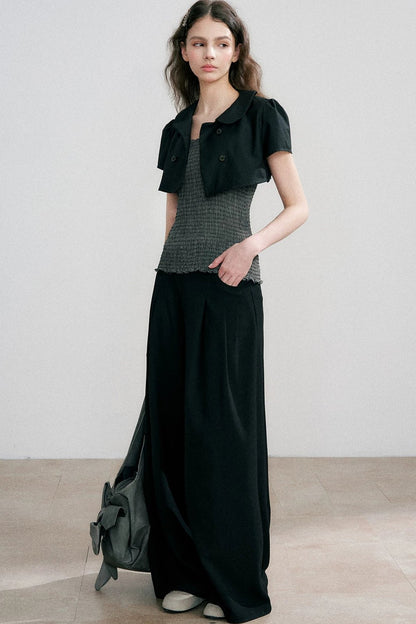 Conjunto de cárdigan y top de tirantes de verano