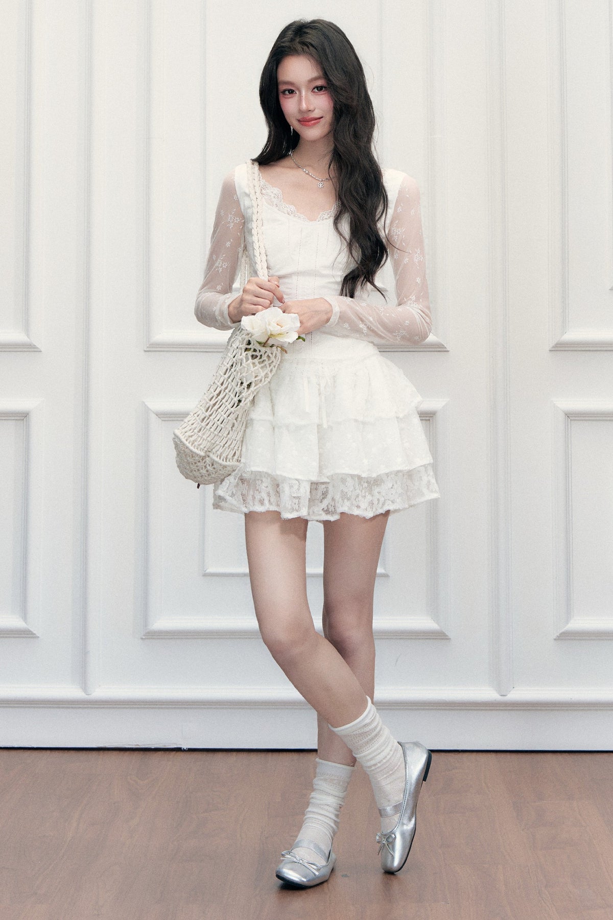 V-Neck Waist-Cinching T-Shirt and Skirt Set-Up