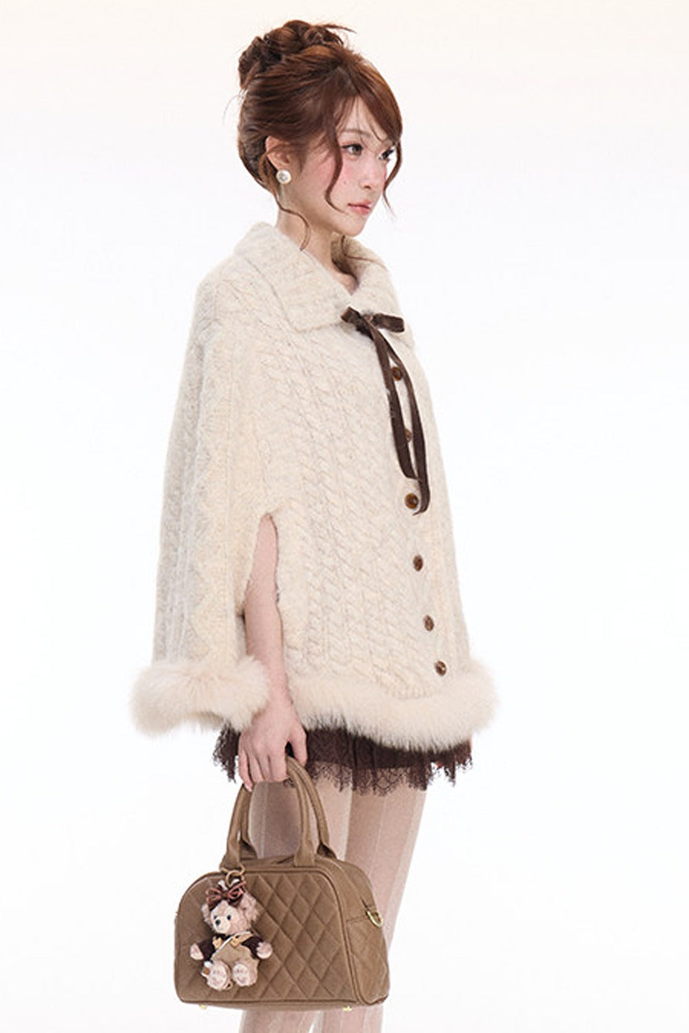 Fox Fur Hem Lapel Cape and Lace Skirt Set-Up
