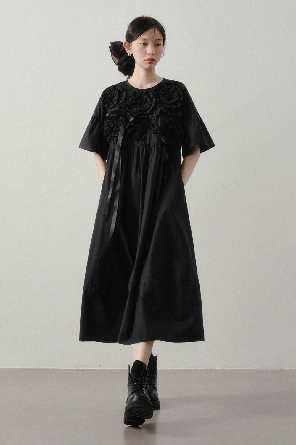 Heavy-Duty Three-Dimensional Floral Dress