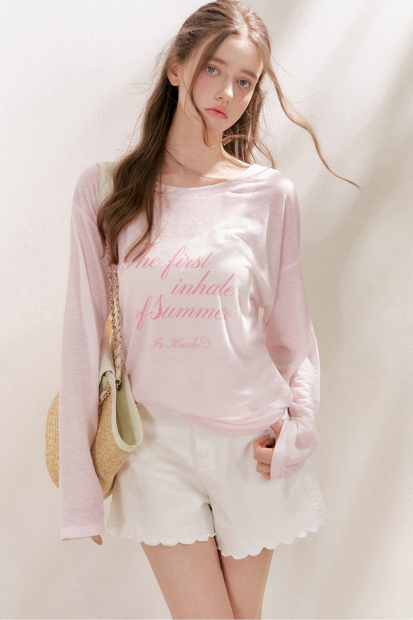 Blusa in lino con stampa a lettere e fiocco di neve