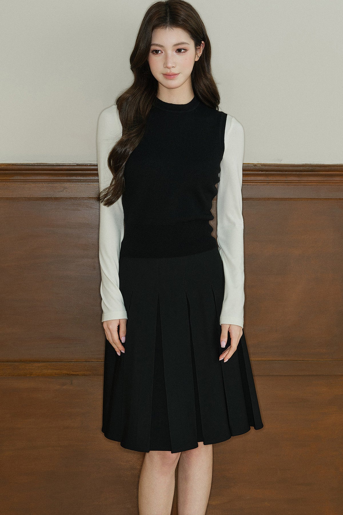 Layered Round Neck Knitted Sweater Vest