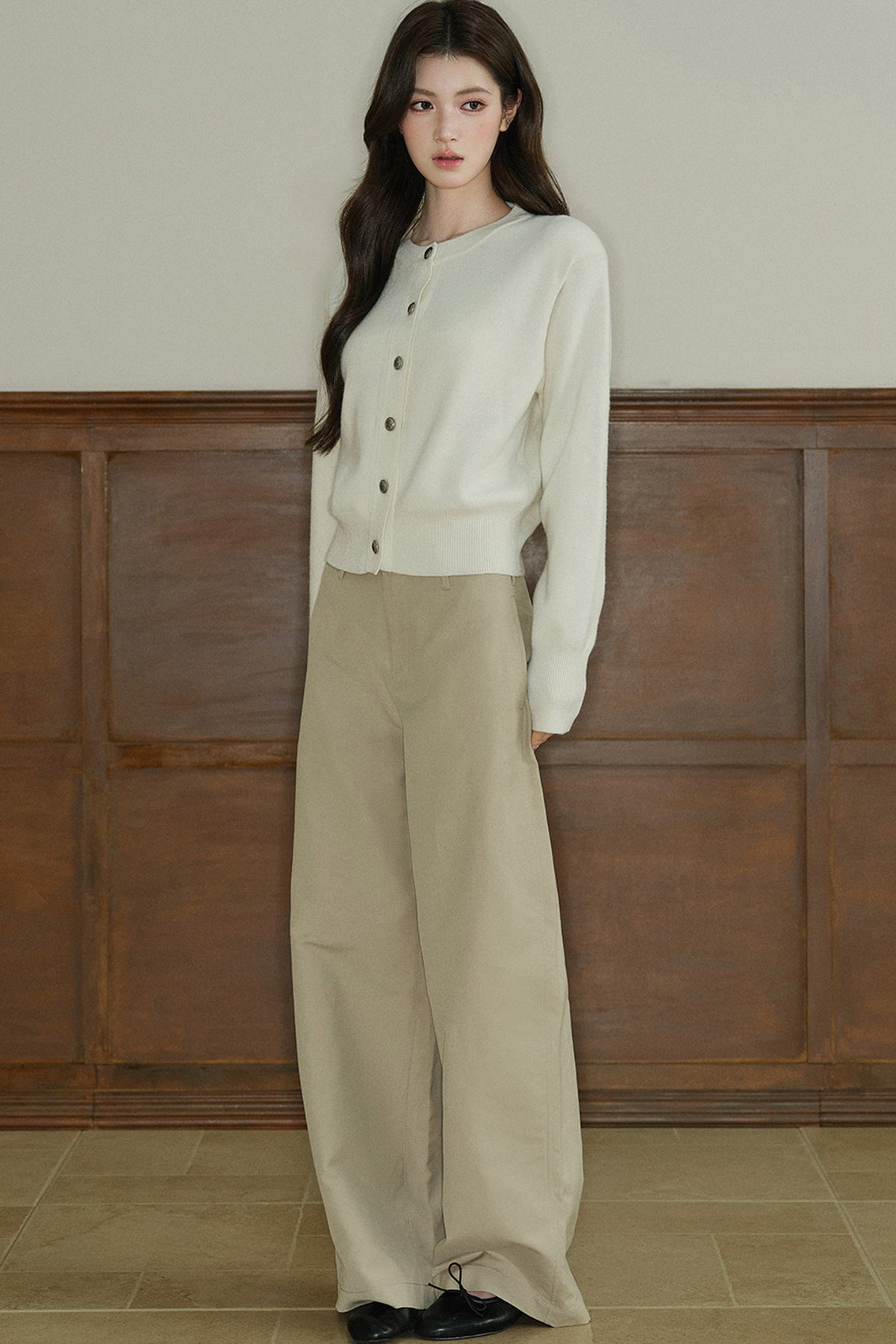 Pantalon taille basse à jambes larges