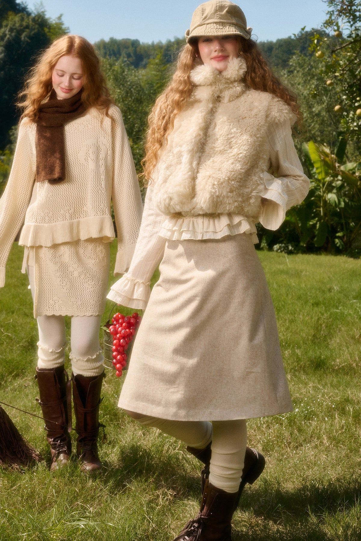 Short Snow Velvet Cat Vest
