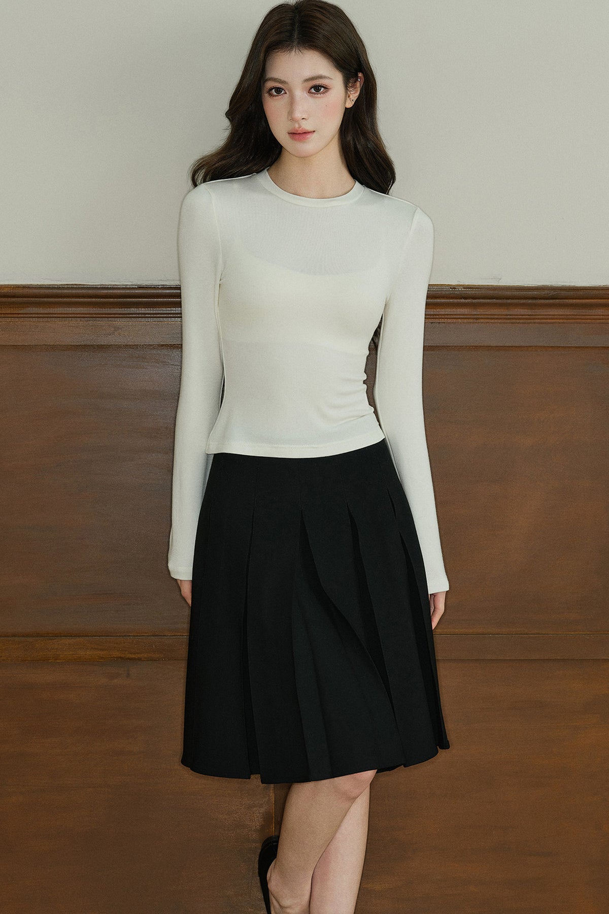 Long-Sleeved Round-Neck Knit Base Layer Top