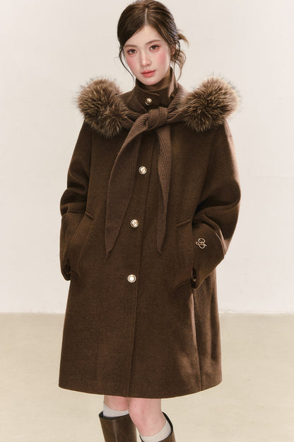 Cappotto in misto lana con collo in pelliccia rimovibile