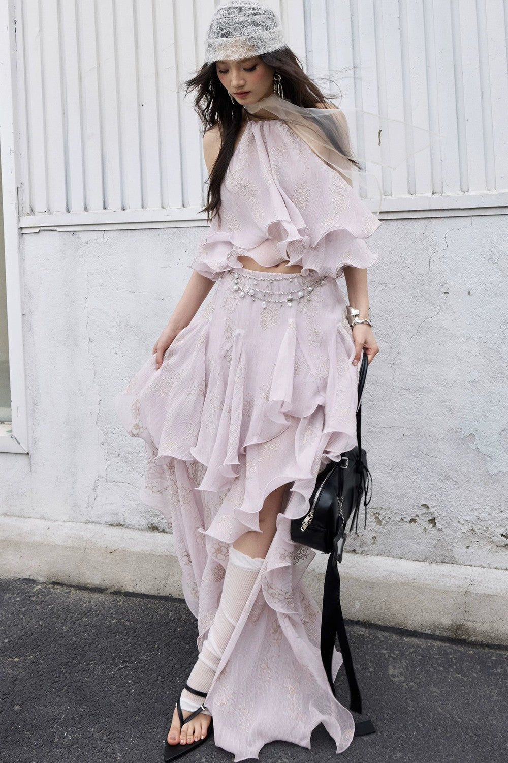 Conjunto retro de top halter con volantes en rosa melocotón