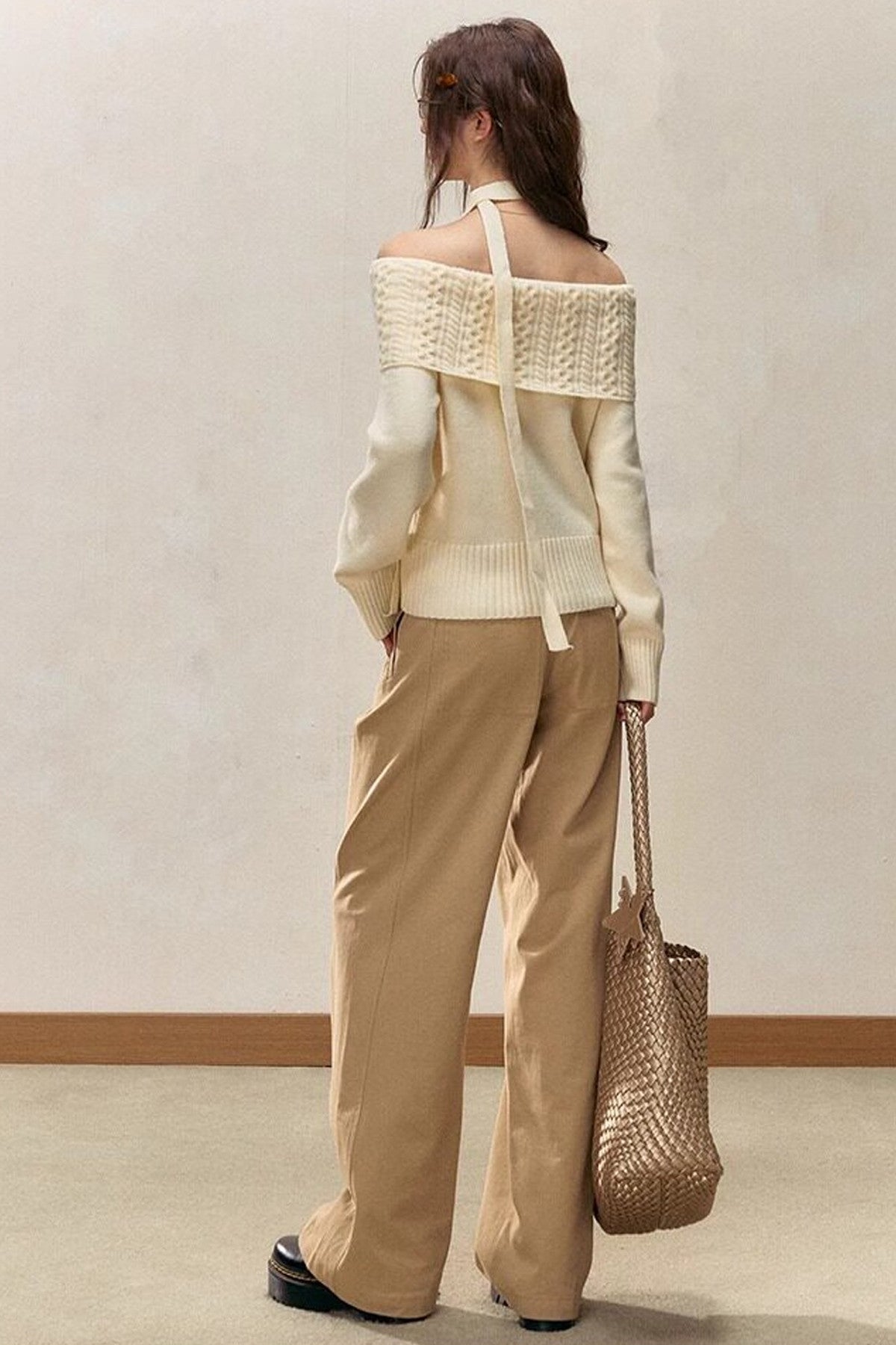 Maglione a maglia a maniche lunghe con spalle scoperte