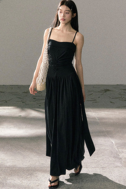 Plissiertes Trägerkleid aus Lyocell