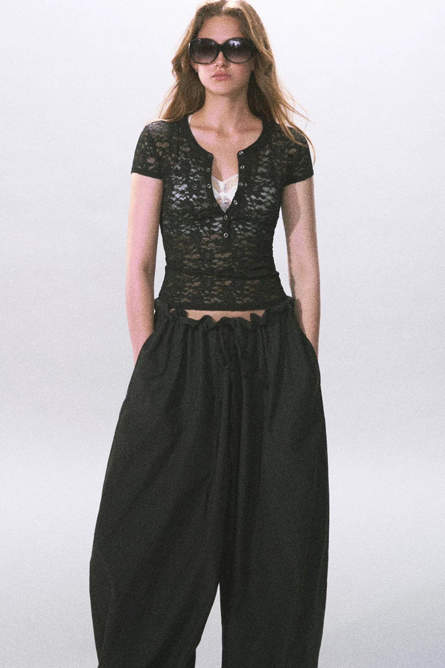 Pantalones farol negros fruncidos