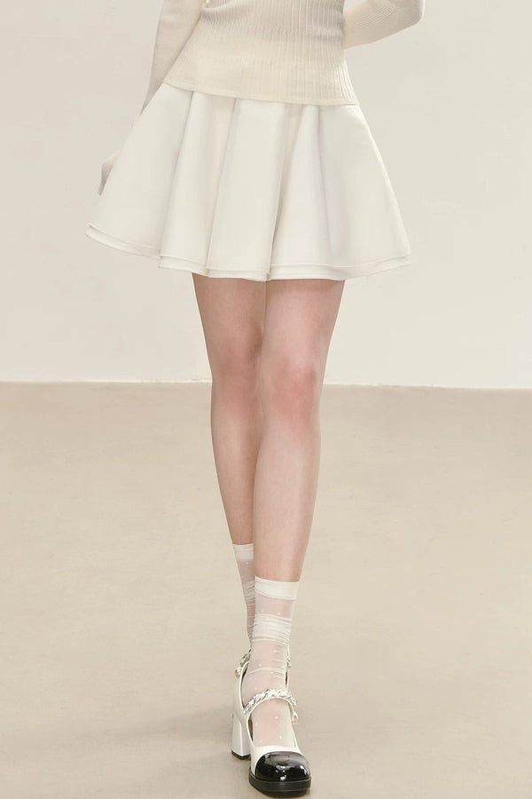 Elegant White Pleated Skirt